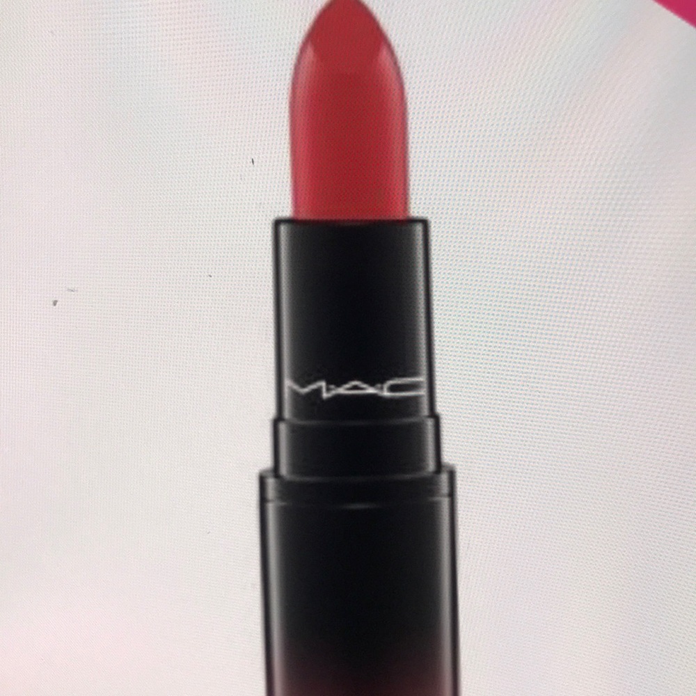 MAC Give me Fever Love Me lipstick 💄